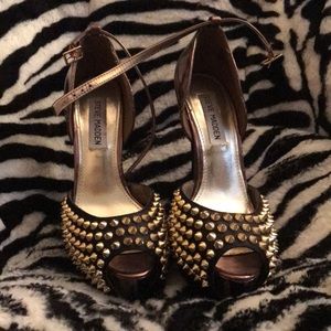 STEVE MADDEN SPIKED HEEL SHOES